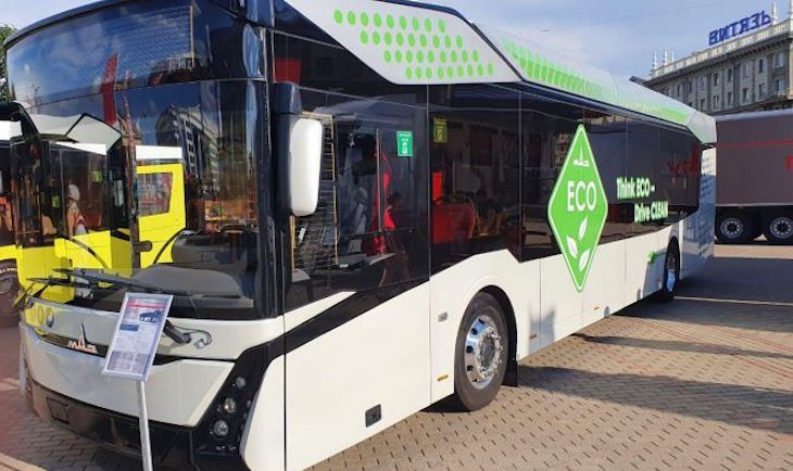 Мэр Львова просит совета у горожан: этично ли покупать белорусские автобусы МАЗ