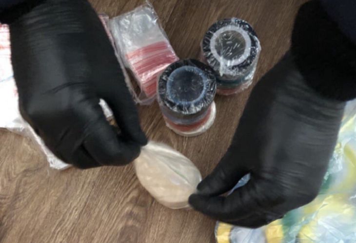 Жителю Борисова за распространение психотропов грозит до 15 лет тюрьмы обыск