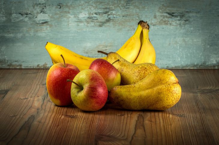 Яблоки Бананы
