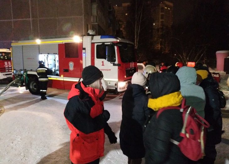 Пожар в Екатеринбурге унес жизни 8 человек, в том числе ребенка пожар