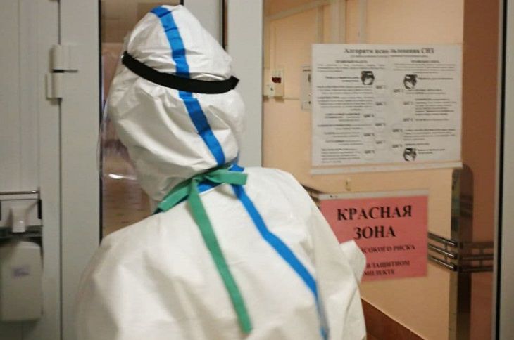 «Заболеваемость коронавирусом ниже, чем ожидалось». Больницы Минщины возвращаются к обычному режиму работы больница