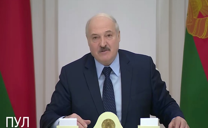 Лукашенко высказался о российских протестах и обратился к Навальному 