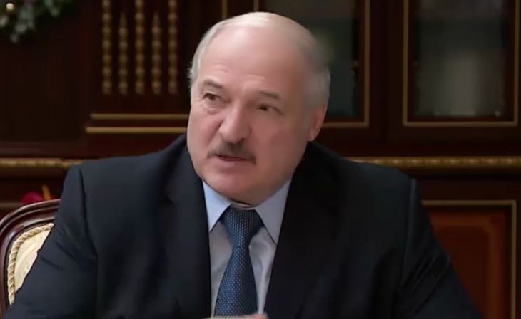 Лукашенко призвал вбить в голову протестунам, что спасет Беларусь 