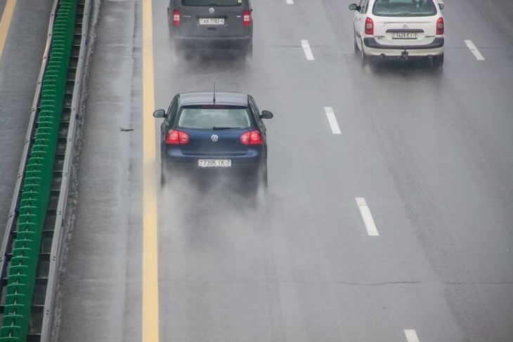 В Беларуси после реформы дорожного сбора водители стали проходить техосмотр