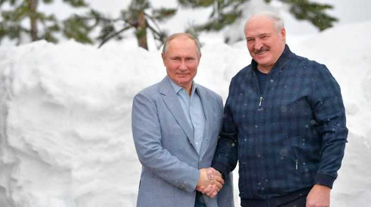 Лукашенко поблагодарил Путина за возможность для белорусских студентов учиться в вузах РФ