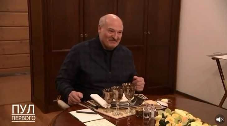 «Порции маленькие»: Стало известно, как Путин угощал Лукашенко во время обеда в Сочи