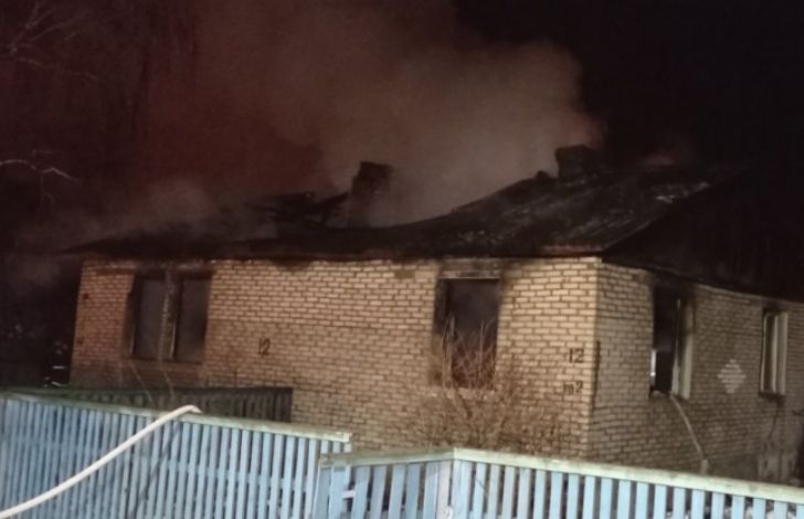 В Петриковском районе под обрушившимися конструкциями найден труп мужчины дом