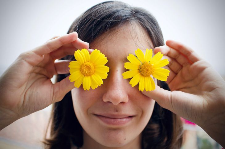 Везунчики марта: 5 знаков зодиака получат шикарные подарки судьбы девушка