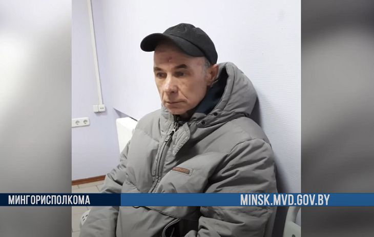 Минчанин на протяжении нескольких месяцев разбрасывал «ежи» возле РУВД мужчина