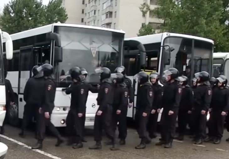 В России вырастут штрафы за неповиновение силовикам силовики