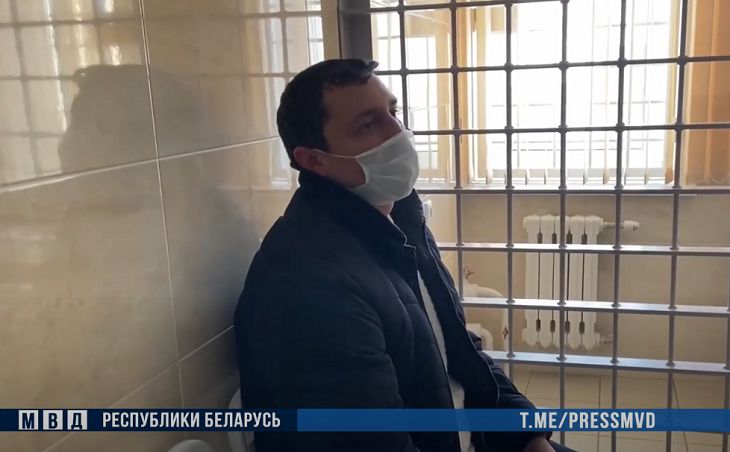 В Минске за разрисовывание стен задержали мужчину и девушку: возбуждено уголовное дело мужчина