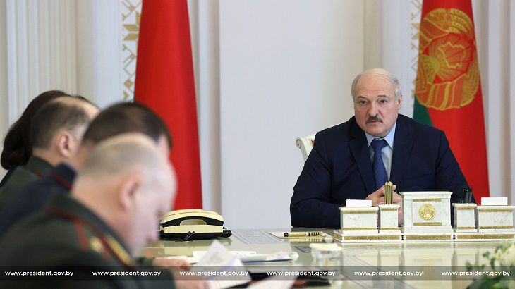 Лукашенко собирает совещание: хочет перераспределить полномочия 