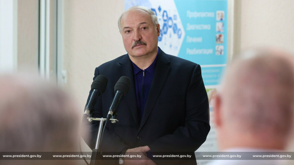 Лукашенко заявил о предложениях по ЦТ и целевому направлению в вузы