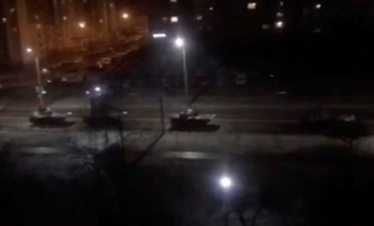 Жители взволнованы: в Гродно поздно вечером заметили колонну бронетехники Жители взволнованы: в Гродно поздно вечером заметили колонну бронетехники