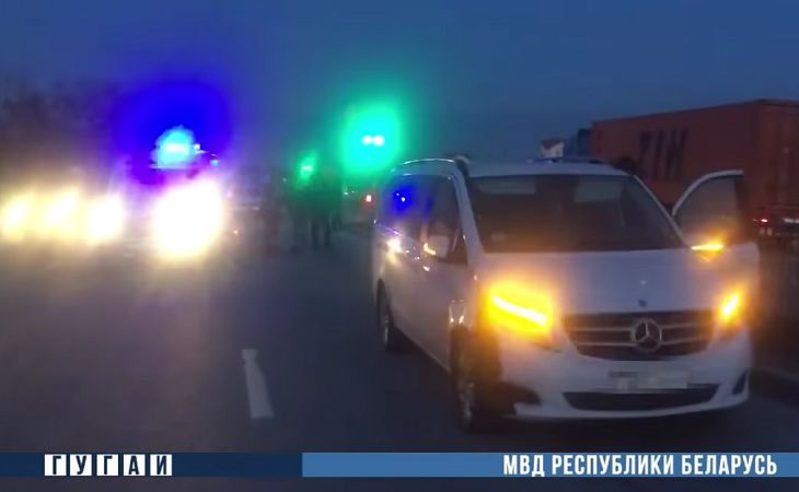Под Брестом «Мерседес» насмерть сбил 13-летнюю девочку