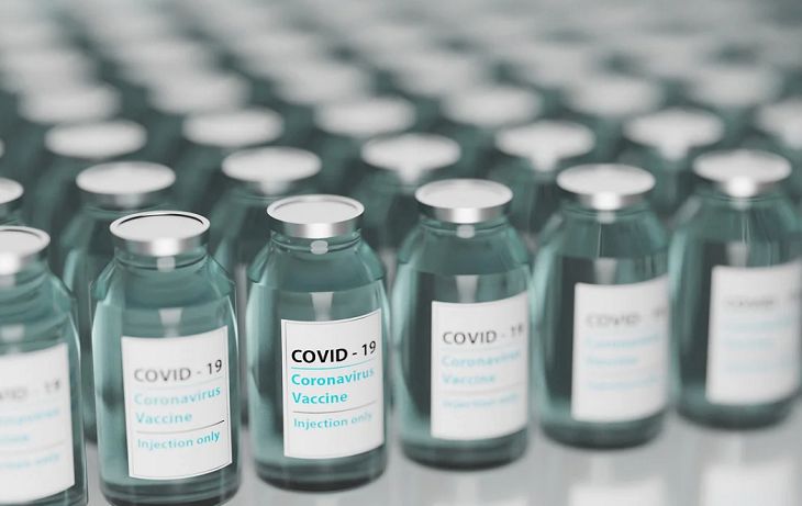 38-летняя учительница умерла после вакцинации от коронавируса