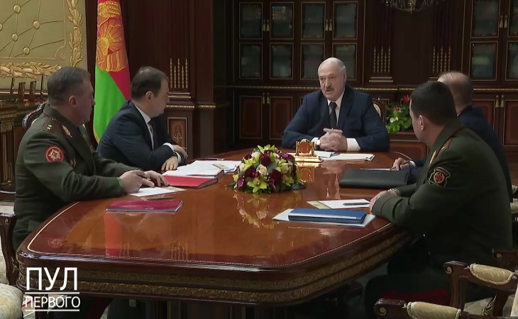 Президент заявил, что его оппоненты готовят фейк о «дворце Лукашенко»