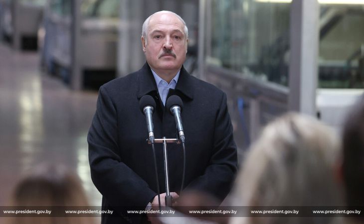 Лукашенко назвал бренды своей обуви и пальто