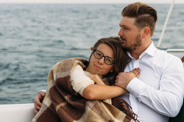 7 вещей, которые любят женщины в отношениях, а мужчины не понимают пара