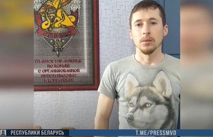 Высланный за протесты россиянин вернулся в Беларусь и стал фигурантом уголовного дела мужчина