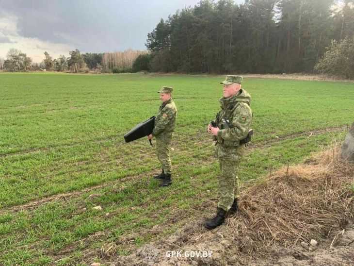 Белорусские пограничники показали оружие, которым сбивают дроны с контрабандой