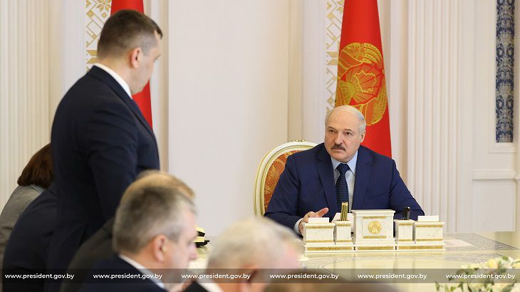 У Лукашенко сегодня кадровый день: новые кадры в структуре МВД, СМИ и в местной вертикали