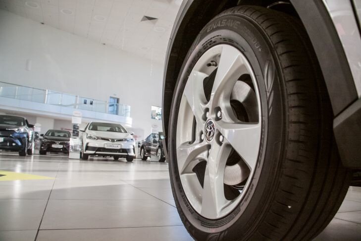 Как сберечь шины: советы автоэкспертов колесо
