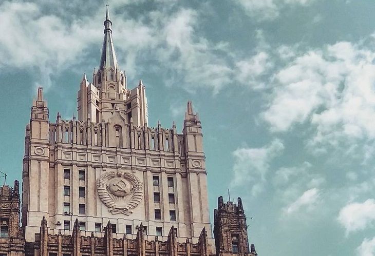 Россия высылает 5 польских дипломатов МИД