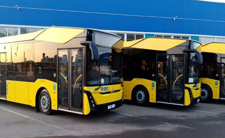 МАЗ поставил Минску первые автобусы третьего поколения. Чем они удивят пассажиров