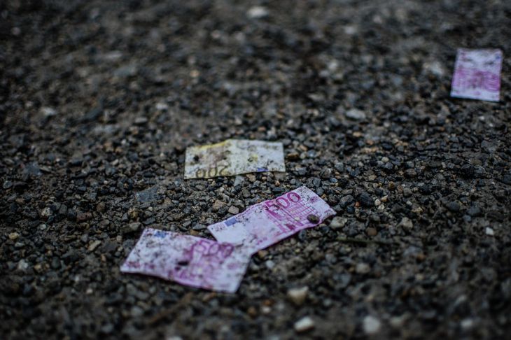 Гороскоп финансовых неудачников: 5 знаков зодиака, которым не везет в денежных делах деньги