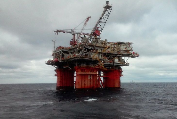 Россия раскрыла схему контрабанды нефтепродуктов в Беларусь