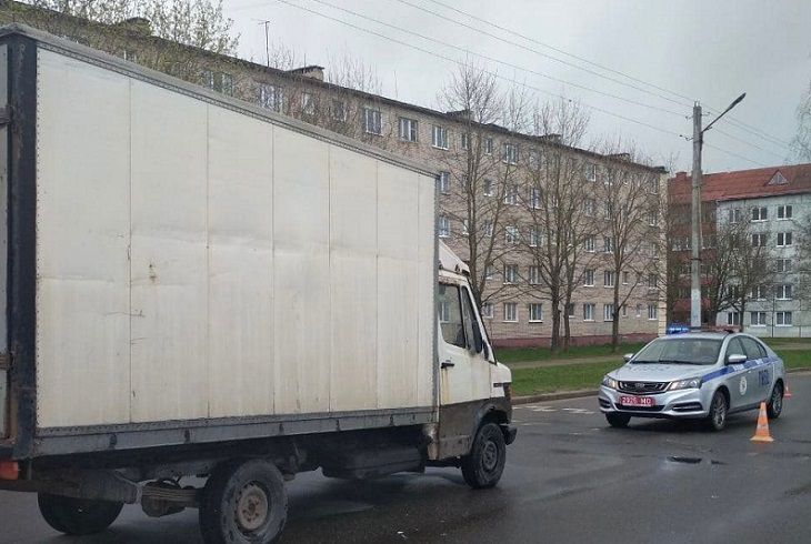 автомобиль