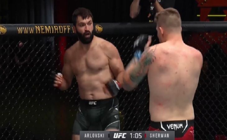 Белорус Андрей Орловский победил Шермана на турнире UFC в Лас-Вегасе