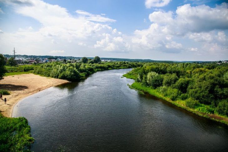 Новости недели: ограничения полномочий Президента, изменения в «коммуналке» и выпускных экзаменах, пожар в костеле и ДТП с белорусами в России река