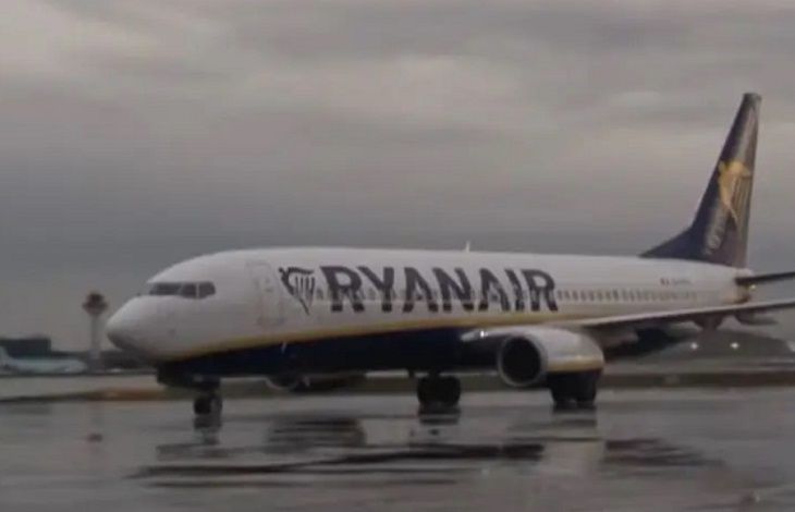 США выступили с заявлением об инциденте с Ryaniar в Беларуси самолет