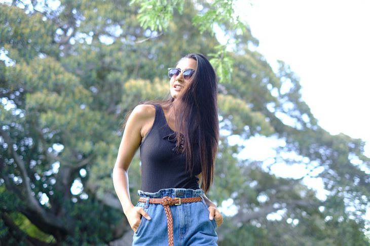 7 вещей, которые способны выдать девушку-провинциалку в городе девушка