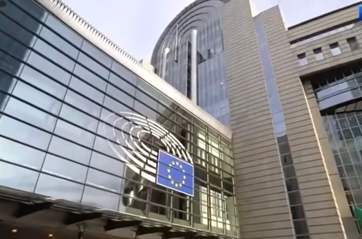 ЕС не исключает санкции против бизнеса, экономики и авиационного сектора Беларуси Европа