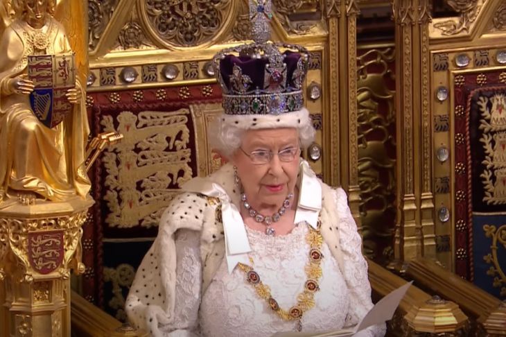 На британском телевидении случайно «похоронили» Елизавету II