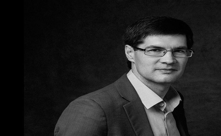 Тихановская назначила своим представителем лишенного лицензии адвоката Сергея Зикрацкого 