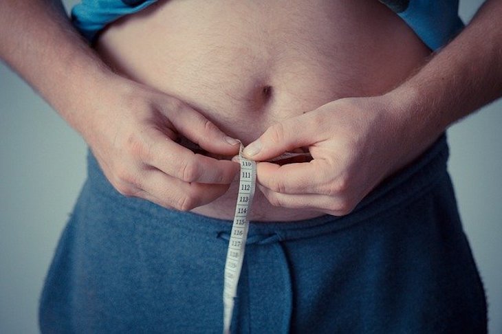 Стало известно, как ожирение влияет на лечение рака