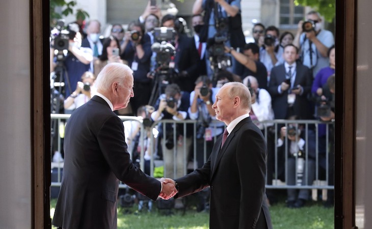 Путин и Байден обсудили Беларусь Байден и путин