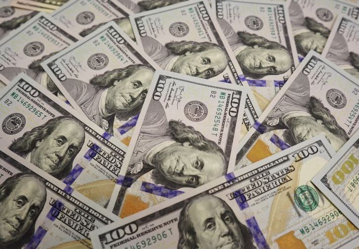 «Папа Джо» лишил мать больного сына из Гродно 100 000 долларов деньги