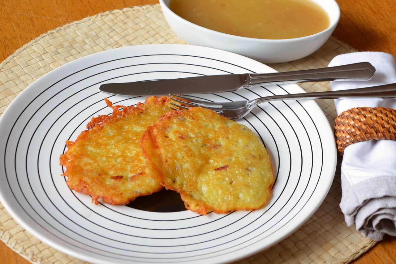 Как приготовить вкусные драники из кабачков и картошки драники