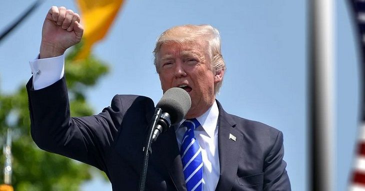 Трамп потребовал у Китая $10 трлн за создание коронавируса Трамп потребовал у Китая $10 трлн за создание коронавируса