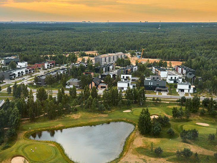 В «Зеленой гавани» представили новый для страны формат домов с двухэтажными квартирами