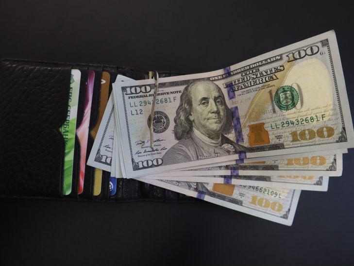 О деньгах можно не беспокоиться: пятерка знаков зодиака в середине лета ждет удача деньги