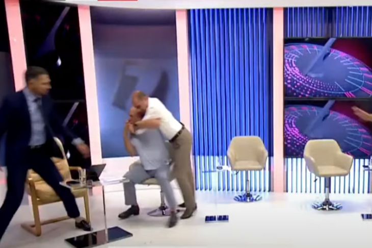 Студия Драка