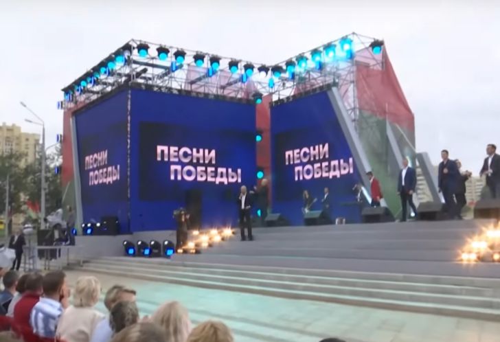 Гала-концерт, акция «Споем гимн вместе» и салют: как в Минске проходило празднование Дня Независимости концерт