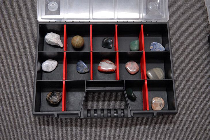 Белорус, украинец и поляк вымогали деньги в Германии, представляясь ясновидящими камни