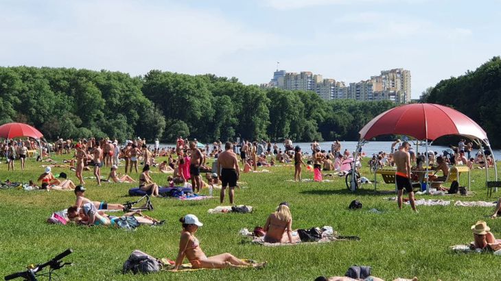 МЧС предупреждает белорусов о надвигающейся жаре